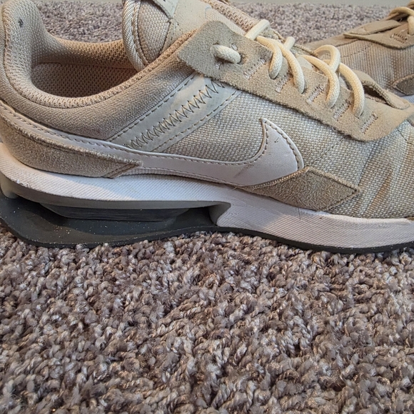 Nike Air Max Pre-Day Light Bone/White-Sanddrift (DM8259 002) Sz 5.5 - Picture 3 of 7